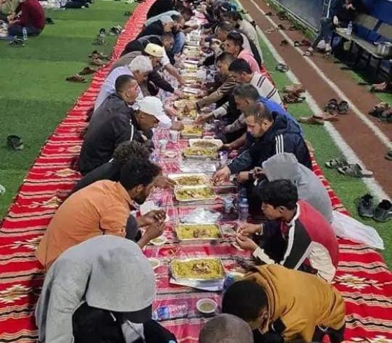 إفطار جماعي في دير البلح