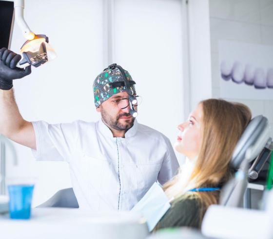 لمحة عامة عن أفضل التقنيات المستخدمة في مجال تجميل الأسنان في تركيا