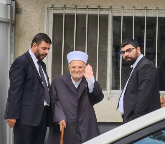 الشيخ عكرمة صبري.jpg