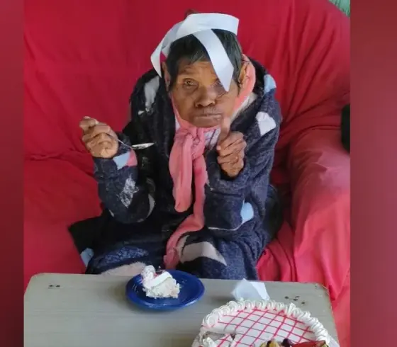 معمرة برازيلية تحتفل بعيد ميلادها 123