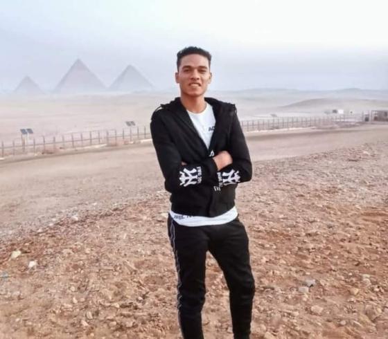 الجندي المصري الشهيد.jpg