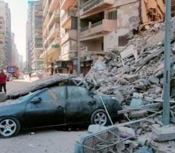 انهيار مبنى الإسكندرية.jpg
