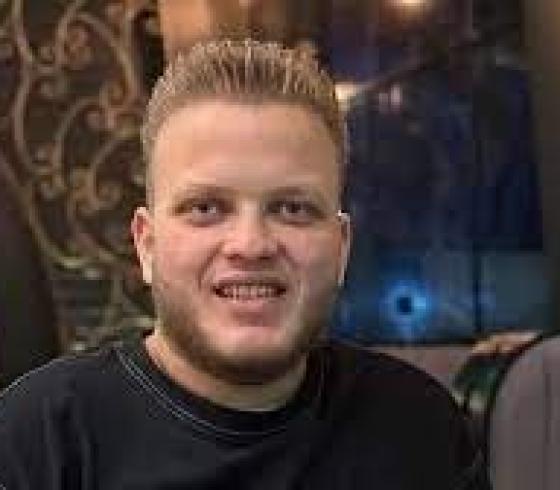 شاب مصرسي.jpg
