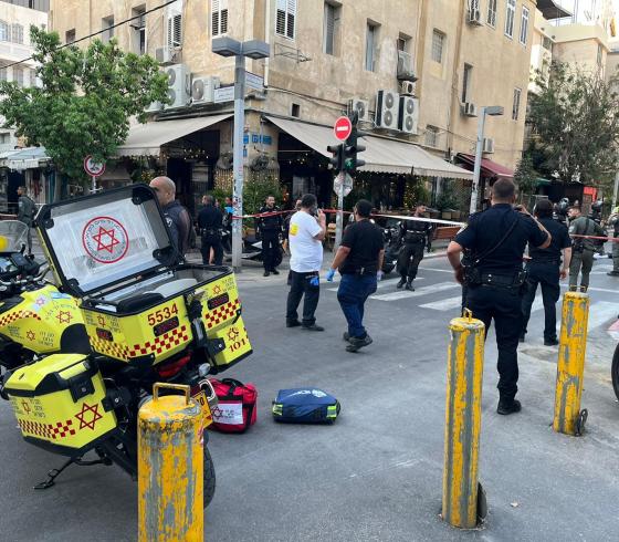 مقتل "إسرائيلي" وإصابة اثنين آخرين في عملية إطلاق نار بـ"تل أبيب" واستشهاد المنفذ