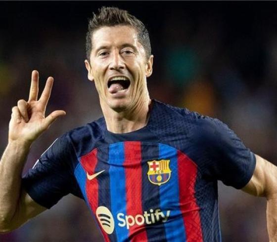 "ليفاندوفسكي": برشلونة يحتاج لشيئين لتحقيق لقب الأبطال