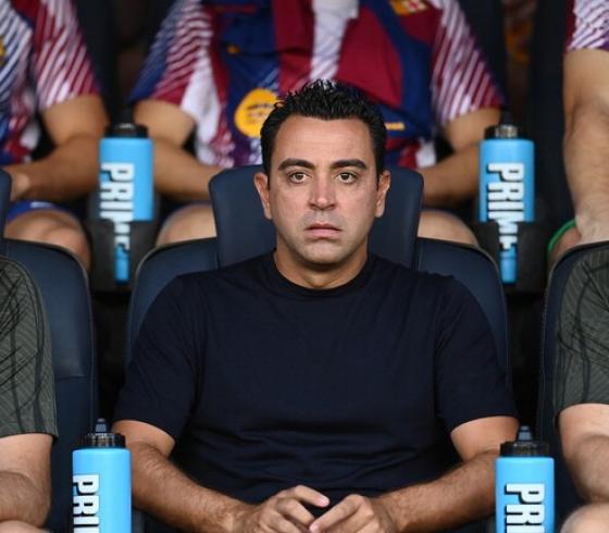 تشافي هيرنانديز مدرب برشلونة