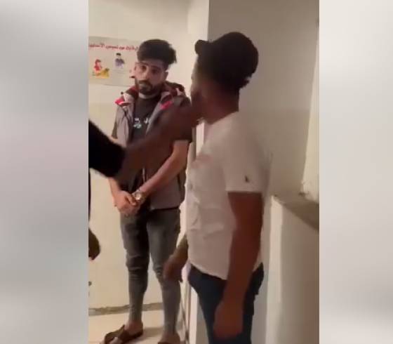 الاعتداء على شابين.PNG
