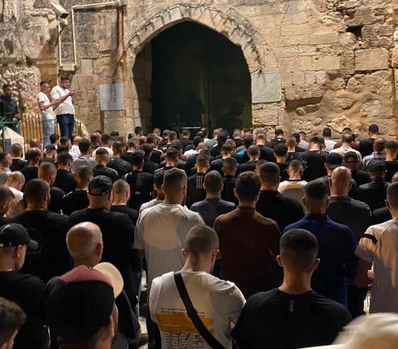 تشييع جثمان الشهيد حمزة ابو اسنينة