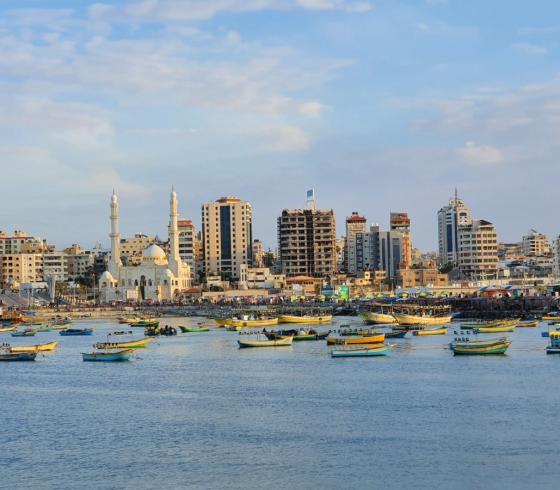 وفد كبير من الضفة الغربية يزور قطاع غزة
