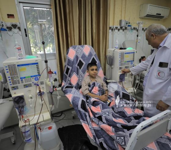 مرضى الفشل الكلوي في غزة بخطر.. والصحة تناشد بتوفير الأدوية والمستهلكات الطبية (8).JPG