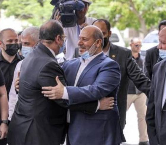 وفد حماس مع مدير المخابرات المصرية