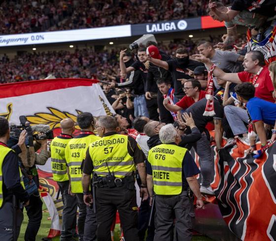 ملعب وجماهير نادي أتلتيكو مدريد