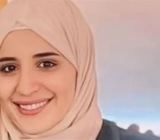 الصحافية أسماء هريش.