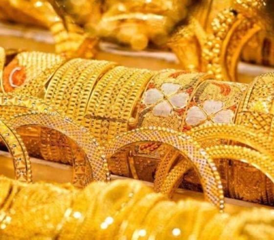 ارتفاع على الذهب وتراجع على النفط.. هذه أسعارهما