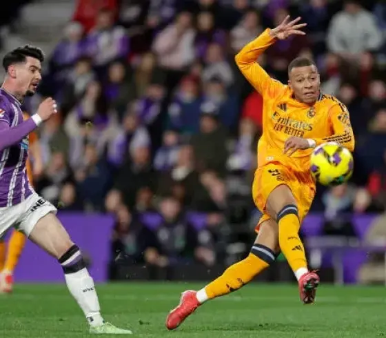 ريال مدريد يفوز على بلد الوليد بثلاثية