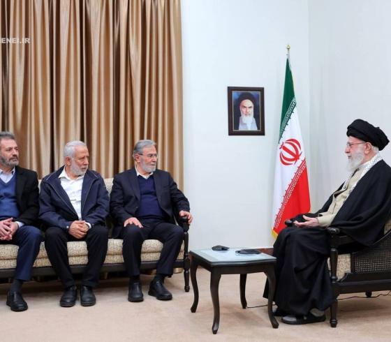 لقاء القائد النخالة بخامنئي (3).jpeg