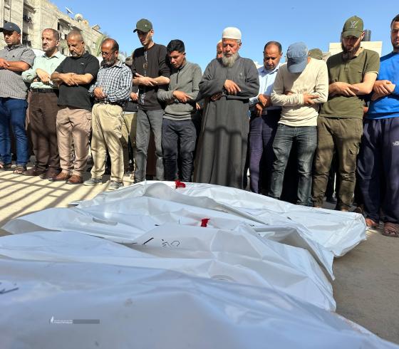 تشييع ١٠ شهداء في مدينة خان يونس ارتقوا في قصف الليلة (15).jpeg