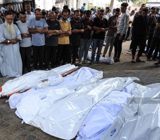 وداع شهداء من منتظرين المساعدات وقصف خيام النازحين بمدينة غزة (6).jpeg
