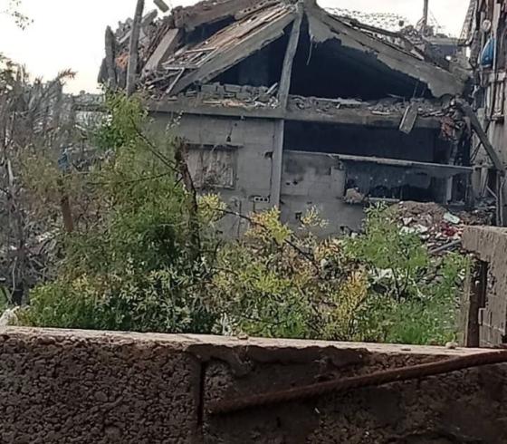 انهيار منزل في حي التفاح شرق مدينة غزة