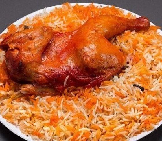بنصف ساعة.. طريقة عمل المندي بالدجاج بالفرن في البيت