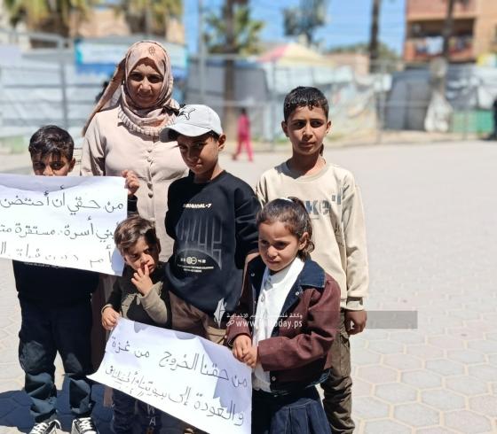 نساء عالقات (2).jpeg