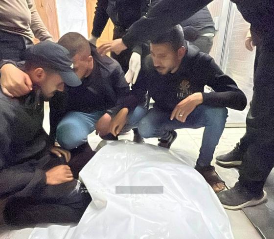 وصول خمس شهداء وعدد من الجرحى جراء قصف إسرائيلي استهدف سيارة شرطة بمواصي خان يونس جنوبي قطاع غزة (4).jpeg