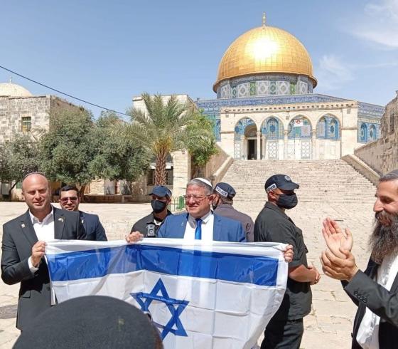 بن غفير في ساحات المسجد الاقصى