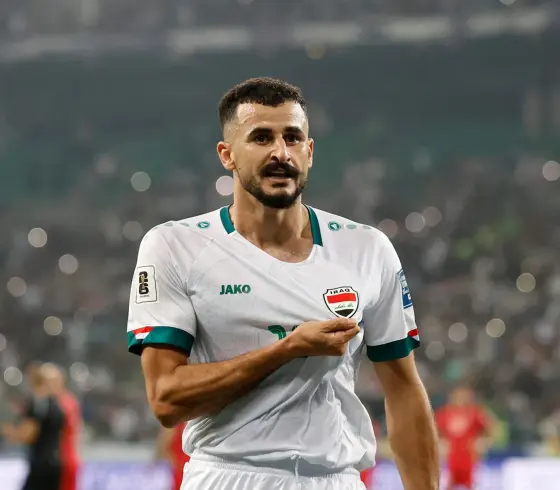 مهاجم المنتخب الوطني ​أيمن حسين