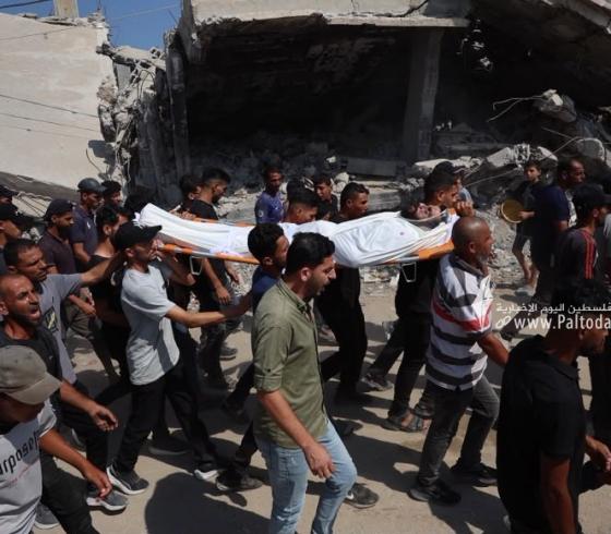 وداع ثلاث شهداء بمدينة غزة بعد قصف وتقدم الجيش على شارع صلاح الدين فجر اليوم (7).jpeg