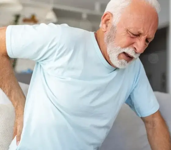ألم مزمن لدى المسنين