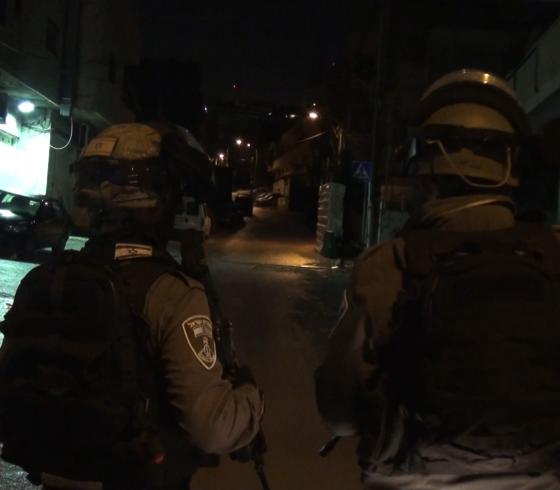 مداهمة