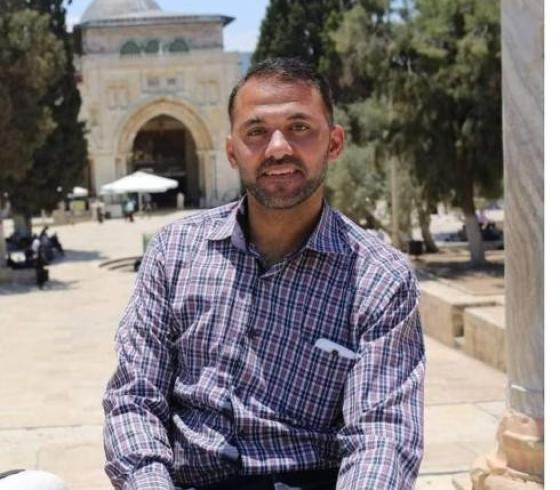 الصحفي طارق أبو زيد