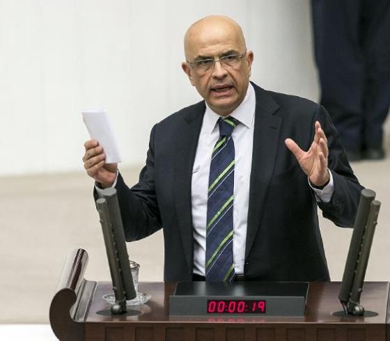 البرلماني التركي أنيس بربرأوغلو