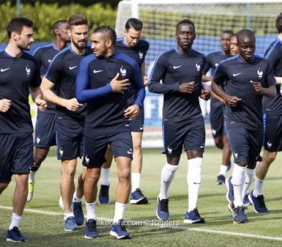 لاعبي المنتخب الفرنسي