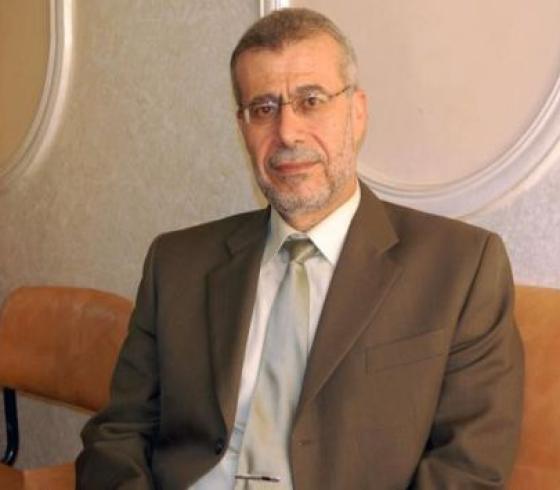 عالم فيزياء