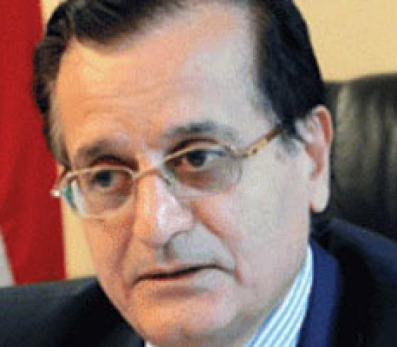 وزير الخارجية اللبناني عدنان منصور