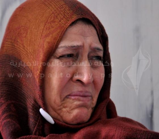 والدة الشهيد عبدالرحمن عايش