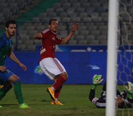 لحظة تسجيل أحمد عبد الظاهر للهدف