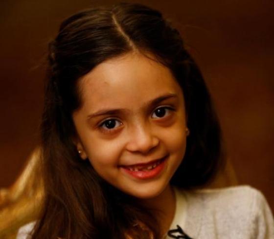 ابتسامة