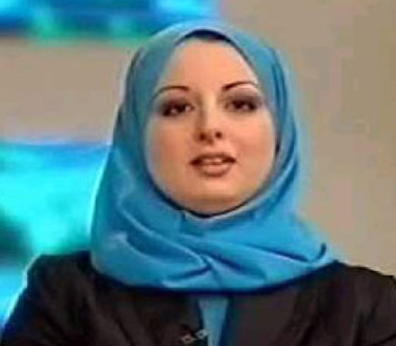 المذيعة فاطمة نبيل