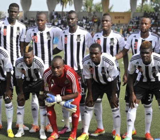 مازيمبي يتجاوز سموحة ويتصدر مجموعته بأبطال أفريقيا