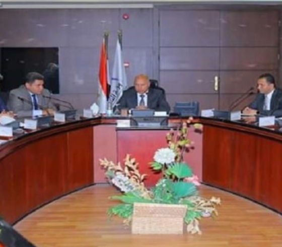 صورة خلال اللقاء