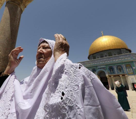 الصلاة في الاقصى