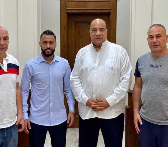 حسام عاشور