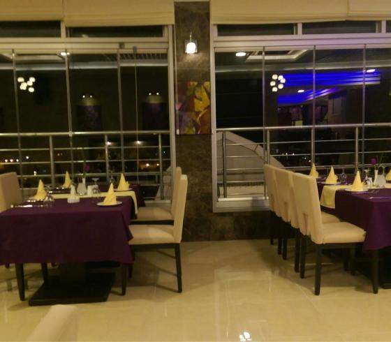 مطعم (تعبيرية)