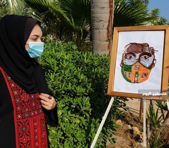 فنانون يبدعون بريشيهم في التوعية من مخاطر "كورونا" بغزة