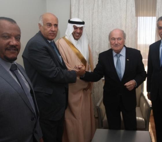 وفد رياضي عربي يسلم الفيفا غداً ثلاث رسائل تطالبه بوقف معاناة الكرة الفلسطينية