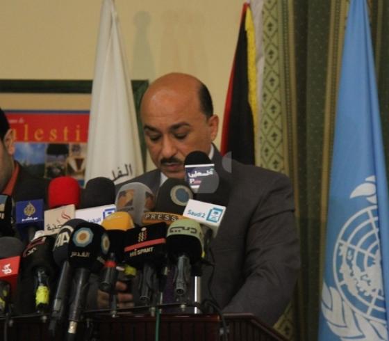 د. مفيد الحساينة وزير الاشغال العامة والإسكان