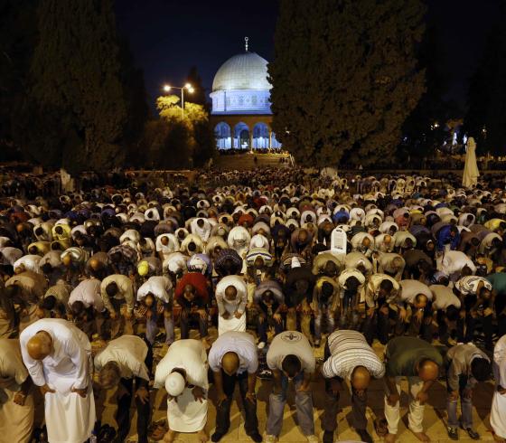 الصلاة في المسجد الأقصى