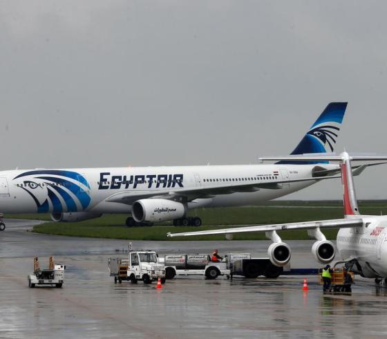 الطائرة المصرية المنكوبة